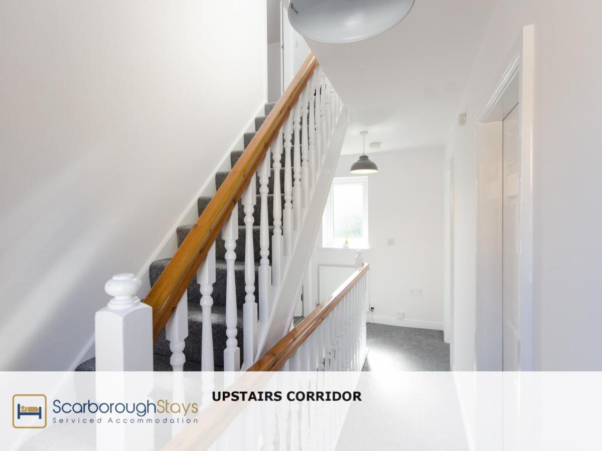 Candler Lodge - 3 BEDROOM TOWNHOUSE WITH PARKING - PATIO AREA&SEATING Scarborough Exterior foto