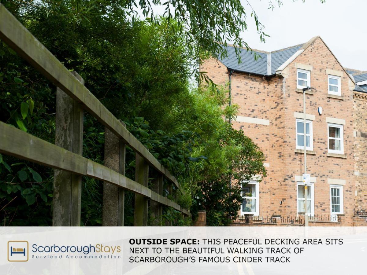 Candler Lodge - 3 BEDROOM TOWNHOUSE WITH PARKING - PATIO AREA&SEATING Scarborough Exterior foto