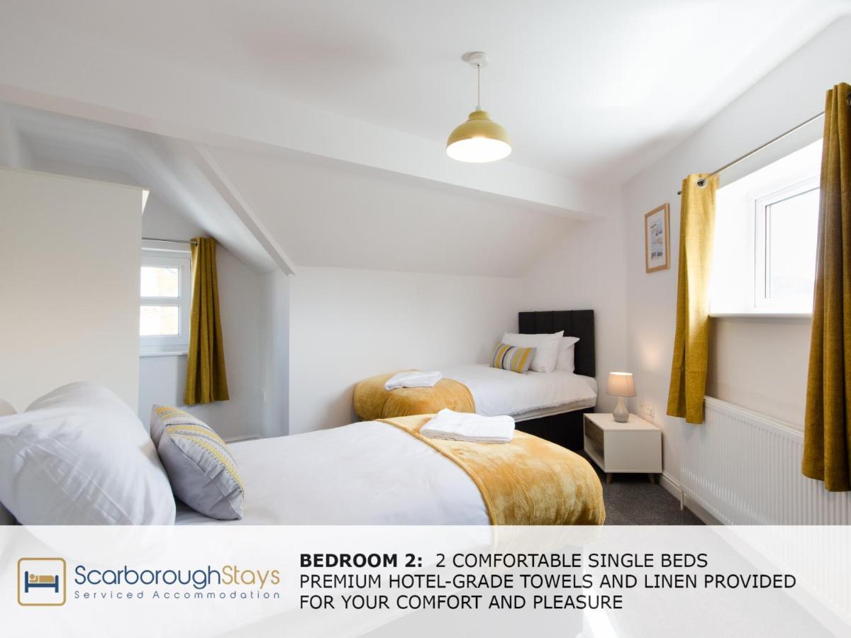 Candler Lodge - 3 BEDROOM TOWNHOUSE WITH PARKING - PATIO AREA&SEATING Scarborough Exterior foto